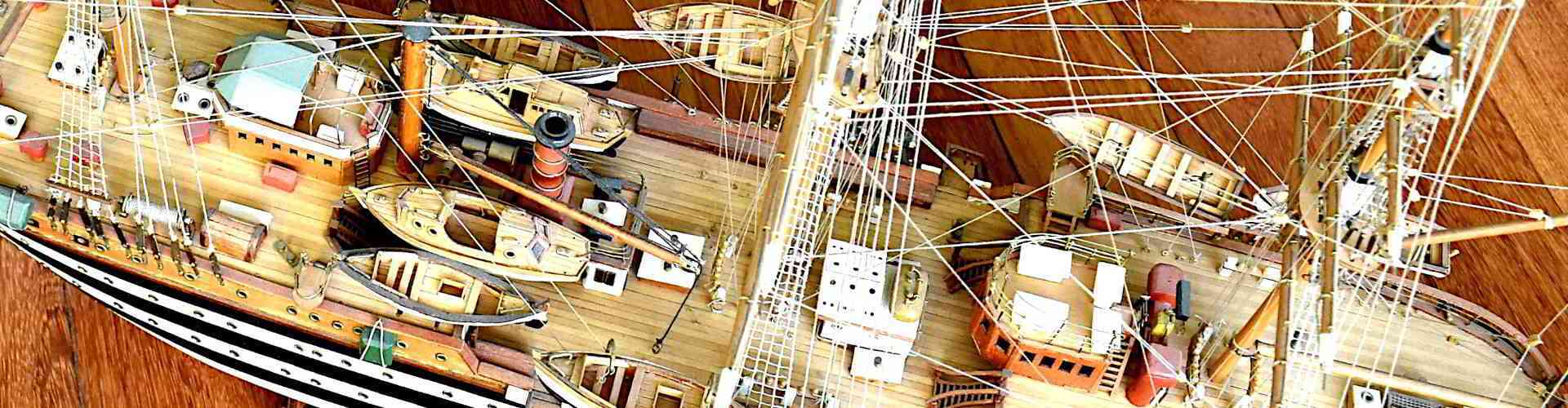 Modell eines historischen Segelschiffs